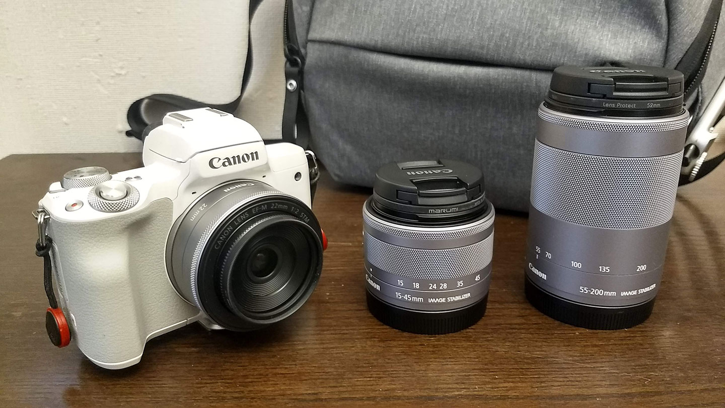 Canon (キヤノン) EOS Kiss M ダブルズームキット+単焦点レンズ 